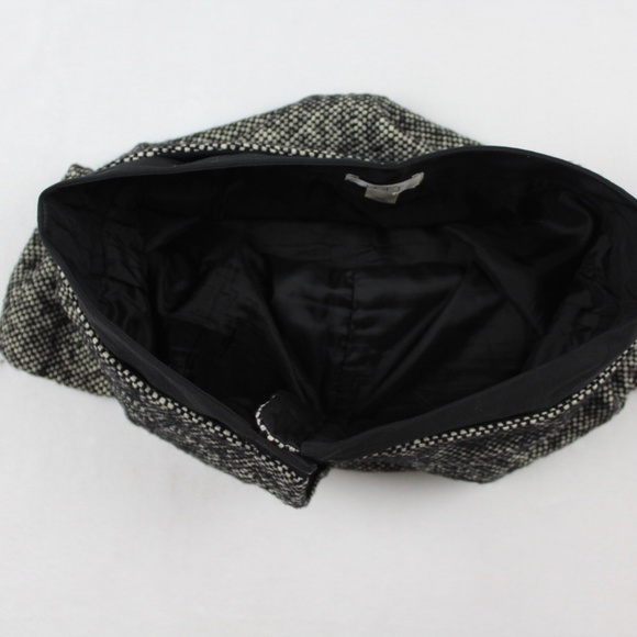 Loft, wool blend skirt; NWOT; Size 10P, black and white; dry clean; never worn. - Picture 5 of 7